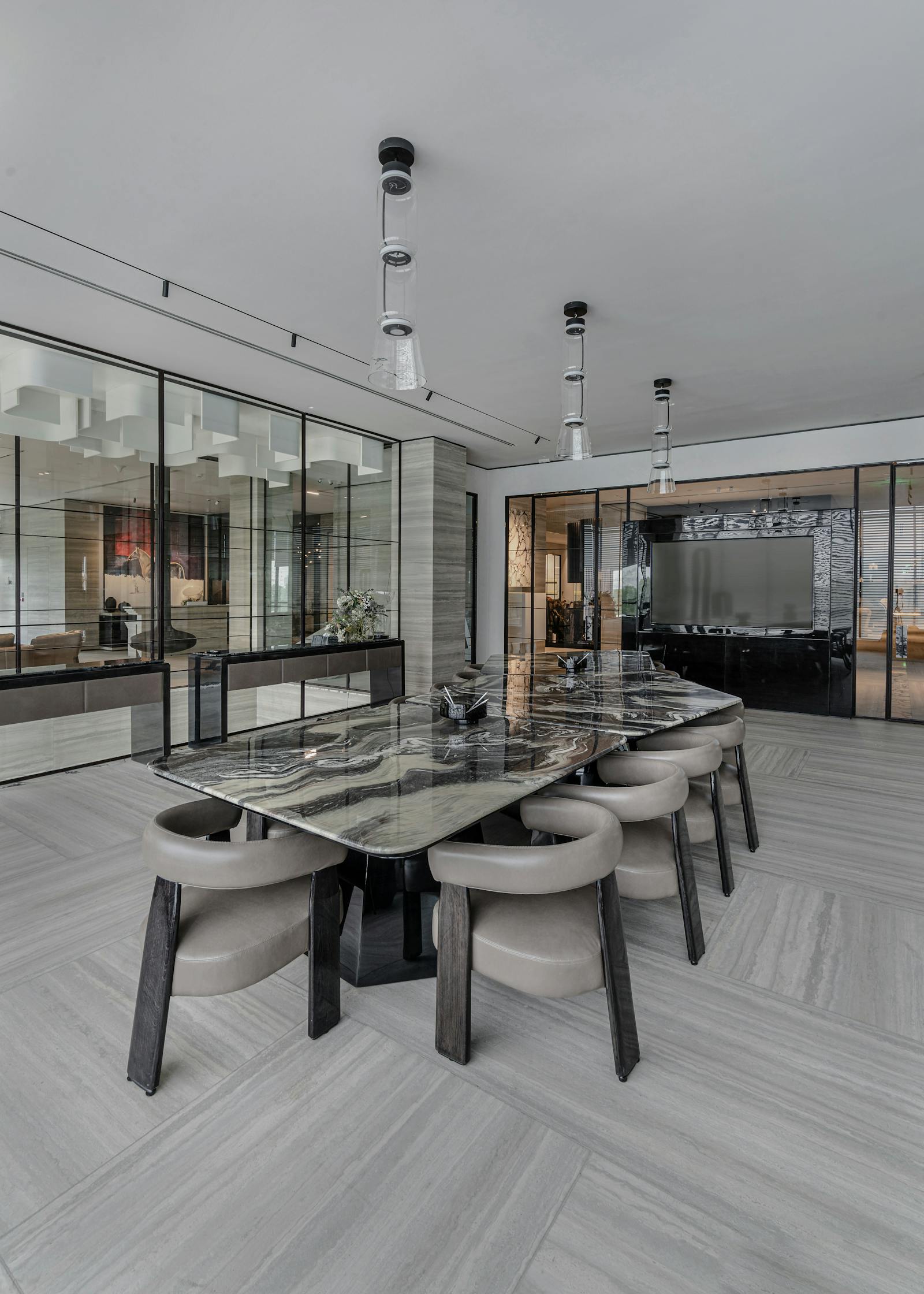 Salle de réunion premium avec table centrale